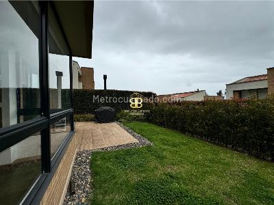 Casa de 3 alcobas en venta en Bosque Residencial Alcaparros, Cajicá, 329 m² · foto 9 de 20