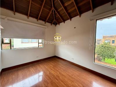 Casa de 3 alcobas en venta en Vereda Bojaca, Chía, 272 m² · foto 15 de 20