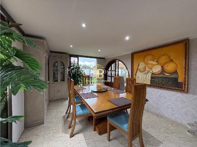 Casa de 3 alcobas en venta en San Jose De Bavaria, Bogotá, 373 m² · foto 4 de 20