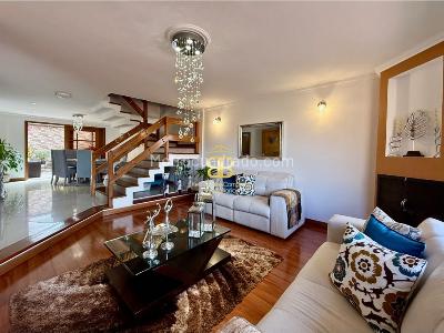 Casa de 4 alcobas en venta en Avenida Chilacos, Chía, 226 m² · foto 3 de 20