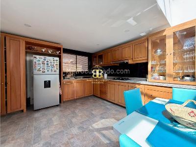 Casa de 4 alcobas en venta en Avenida Chilacos, Chía, 226 m² · foto 6 de 20