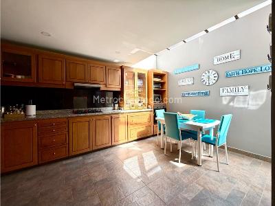Casa de 4 alcobas en venta en Avenida Chilacos, Chía, 226 m² · foto 7 de 20
