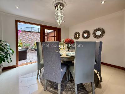 Casa de 4 alcobas en venta en Avenida Chilacos, Chía, 226 m² · foto 8 de 20