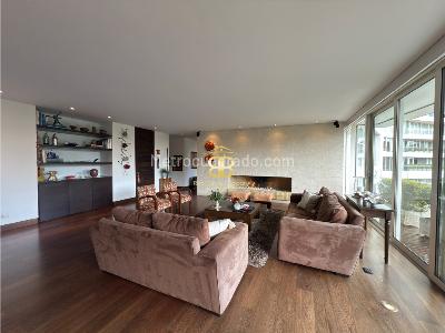 Apartamento de 3 alcobas en venta en Los Rosales, Bogotá, 440 m² · foto 9 de 20