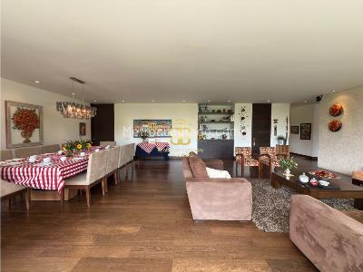 Apartamento de 3 alcobas en venta en Los Rosales, Bogotá, 440 m² · foto 17 de 20