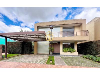 Casa de 3 alcobas en venta en Cajica, Cajicá, 206 m² · foto 2 de 20