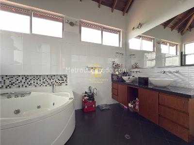 Casa en arriendo en Caminos De Chunugua, Cajicá · foto 8 de 20