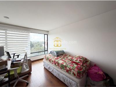 Apartamento de 3 alcobas en venta en Bella Suiza, Bogotá, 117 m² · foto 6 de 20