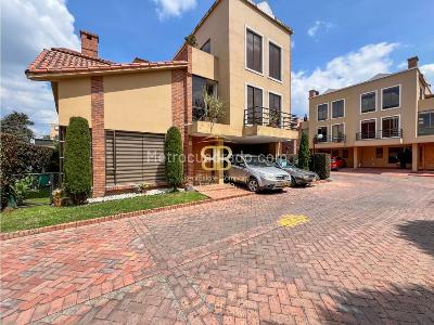 Casa de 3 alcobas en venta en Chia, Chía, 299 m² · foto 4 de 20