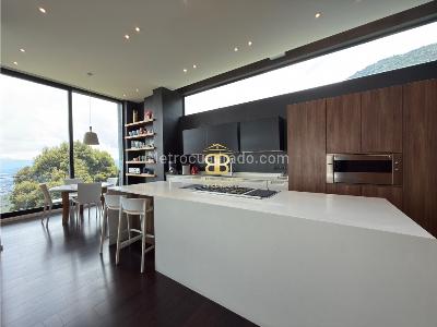 Casa de 4 alcobas en venta en Portal De Fusca, Chía · foto 3 de 20