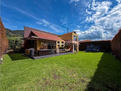 Casa de 4 alcobas en venta en Chia, Chía, 470 m² · foto 2 de 20