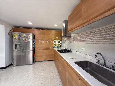 Casa de 4 alcobas en venta en Santa Rita, Chía, 230 m² · foto 4 de 20