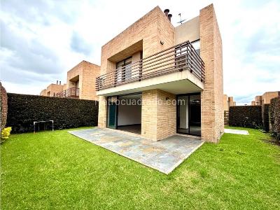 Casa de 3 alcobas en venta en Conjunto Hacienda San Luis, Chía, 190 m² · foto 7 de 20