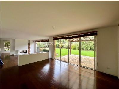 Casa de 4 alcobas en venta en Conjunto Santa Ana De Chia Ii, Chía, 1081 m² · foto 4 de 20