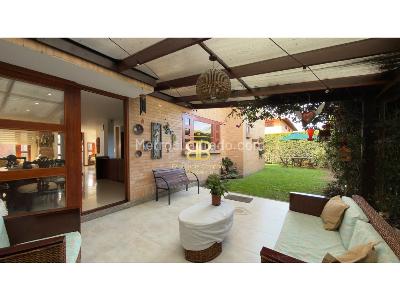 Casa de 4 alcobas en venta en Vereda La Balsa, Chía, 268 m² · foto 2 de 20