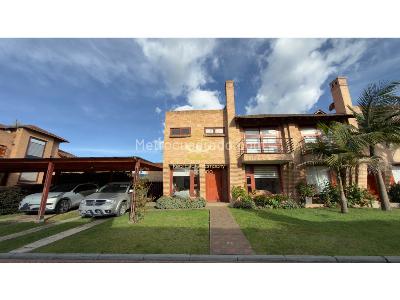 Casa de 4 alcobas en venta en Vereda La Balsa, Chía, 268 m² · foto 3 de 20