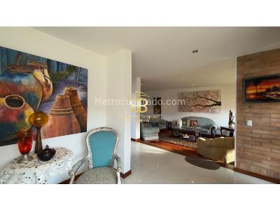 Casa de 4 alcobas en venta en Vereda La Balsa, Chía, 268 m² · foto 19 de 20