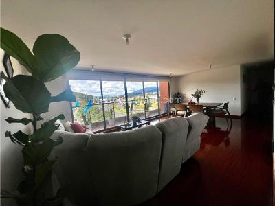 Apartamento de 3 alcobas en venta en Colina Campestre, Bogotá, 129 m² · foto 4 de 20