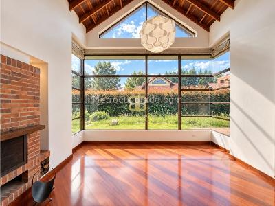 Casa de 4 alcobas en venta en Vereda Fagua, Chía, 298 m² · foto 10 de 20