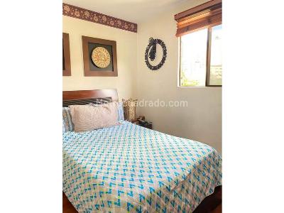 Apartamento de 2 alcobas en venta en El Poblado, Medellín, 120 m² · foto 8 de 12