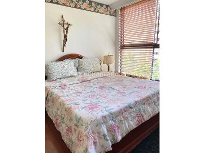 Apartamento de 2 alcobas en venta en El Poblado, Medellín, 120 m² · foto 9 de 12