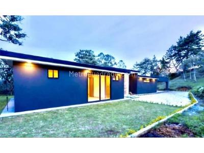 Casa de 3 alcobas en venta en Sajonia, Rionegro, 235 m² · foto 2 de 20