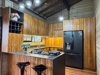 Casa de 3 alcobas en venta en Alto De Las Palmas, Envigado, 140 m² · foto 2 de 20
