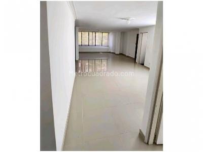 Apartamento en venta en Laureles, Medellín · foto 3 de 20