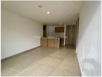 Apartaestudio en venta en El Poblado, Medellín, 56 m² · foto 4 de 13