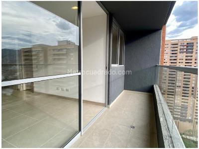 Apartaestudio en venta en El Poblado, Medellín, 56 m² · foto 5 de 13