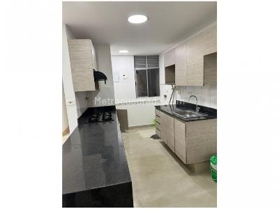 Apartamento de 3 alcobas en venta en El Poblado, Medellín, 82 m² · foto 2 de 20