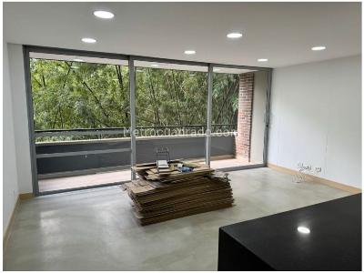 Apartamento de 3 alcobas en venta en El Poblado, Medellín, 82 m² · foto 3 de 20