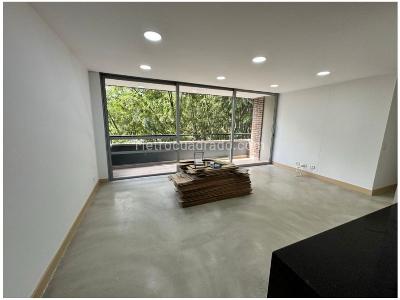 Apartamento de 3 alcobas en venta en El Poblado, Medellín, 82 m² · foto 9 de 20