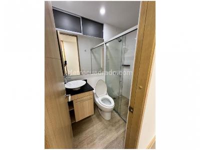 Apartamento de 3 alcobas en venta en El Poblado, Medellín, 82 m² · foto 10 de 20