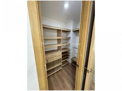 Apartamento de 3 alcobas en venta en El Poblado, Medellín, 82 m² · foto 11 de 20