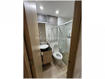 Apartamento de 3 alcobas en venta en El Poblado, Medellín, 82 m² · foto 15 de 20