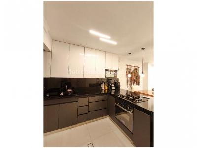 Casa de 2 alcobas en venta en Envigado, Envigado, 105 m² · foto 2 de 9