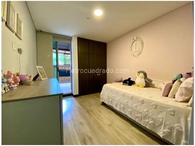 Apartamento de 3 alcobas en venta en El Poblado, Medellín, 194 m² · foto 12 de 20