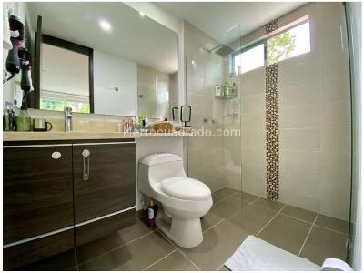 Apartamento de 3 alcobas en venta en El Poblado, Medellín, 194 m² · foto 19 de 20