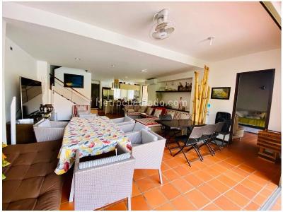 Casa de 4 alcobas en venta en Santa Fe De Antioquia, Medellín, 321 m² · foto 15 de 16
