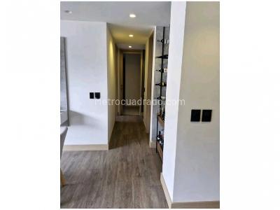 Apartamento de 2 alcobas en venta en El Poblado, Medellín, 68 m² · foto 7 de 20