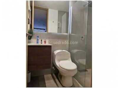 Apartamento de 2 alcobas en venta en El Poblado, Medellín, 68 m² · foto 9 de 20