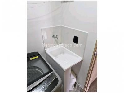 Apartamento de 2 alcobas en venta en El Poblado, Medellín, 68 m² · foto 19 de 20