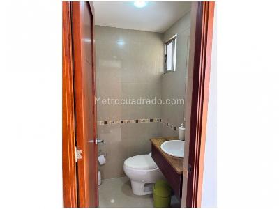 Casa de 4 alcobas en venta en Benedictinos, Envigado, 390 m² · foto 7 de 20
