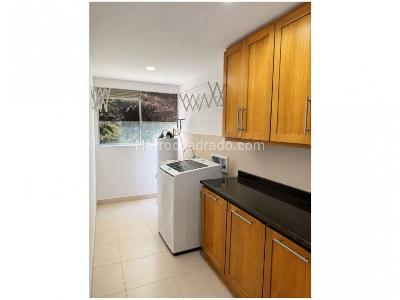 Casa de 4 alcobas en venta en Benedictinos, Envigado, 390 m² · foto 11 de 20