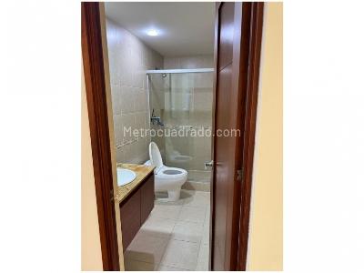 Casa de 4 alcobas en venta en Benedictinos, Envigado, 390 m² · foto 14 de 20