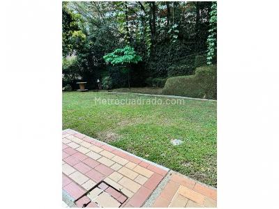Casa de 4 alcobas en venta en Benedictinos, Envigado, 390 m² · foto 18 de 20