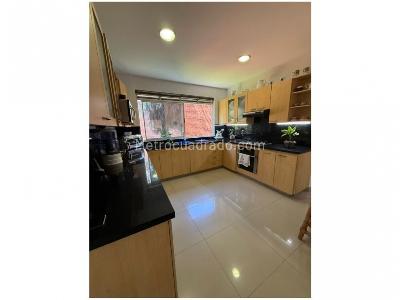 Casa en venta en Loma Benedictinos, Envigado · foto 7 de 20
