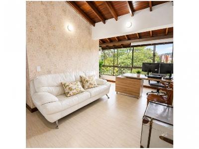 Casa de 5 alcobas en venta en El Poblado, Medellín, 480 m² · foto 4 de 10