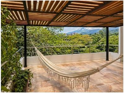 Casa de 5 alcobas en venta en El Poblado, Medellín, 480 m² · foto 6 de 10